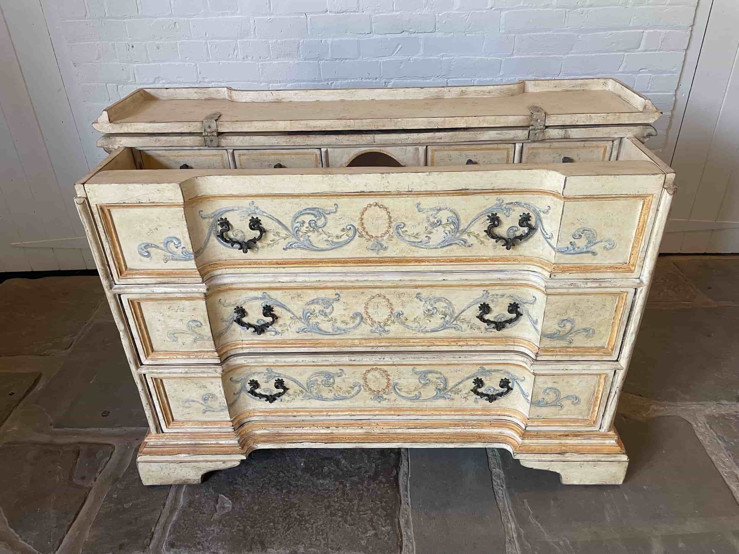 Italian Painted Desk gallery image 5