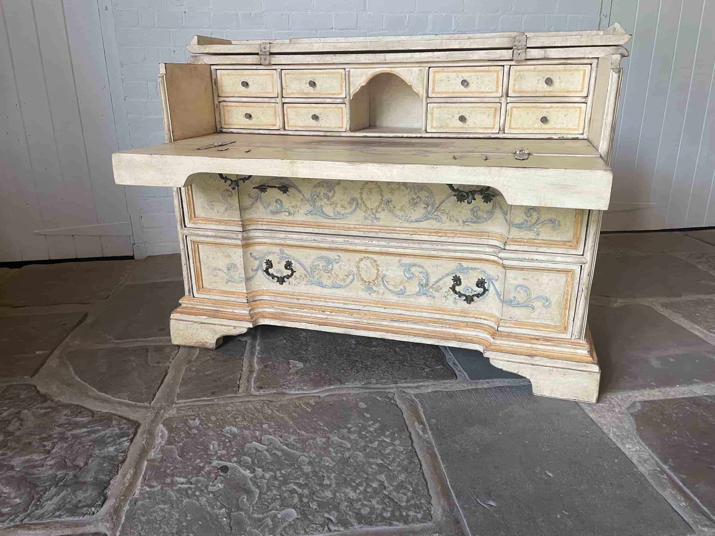 Italian Painted Desk gallery image 7
