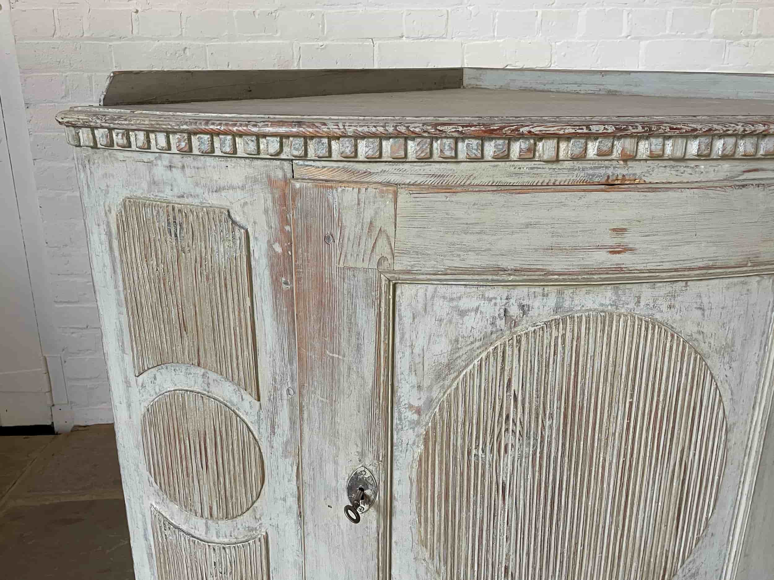 Swedish Corner Cupboard gallery image 2