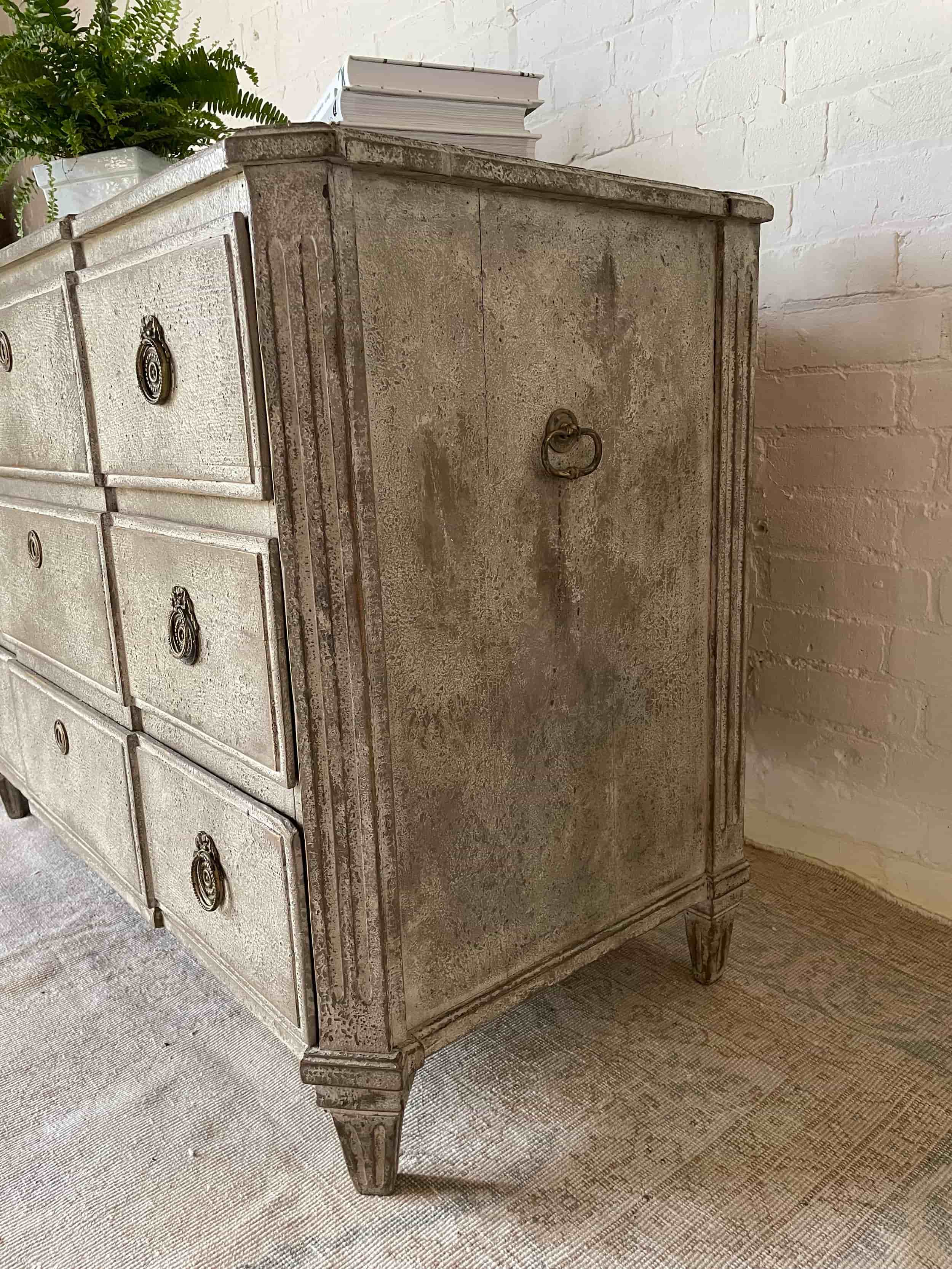 French 19th Century Commode gallery image 5