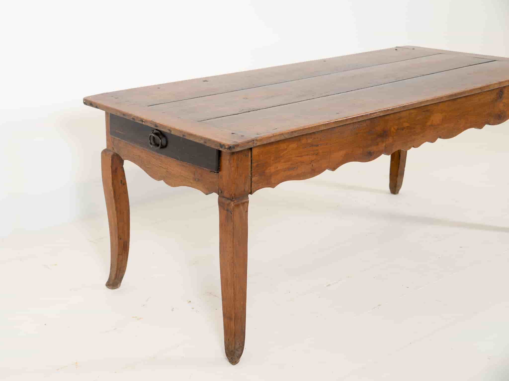 French Farmhouse Table gallery image 3