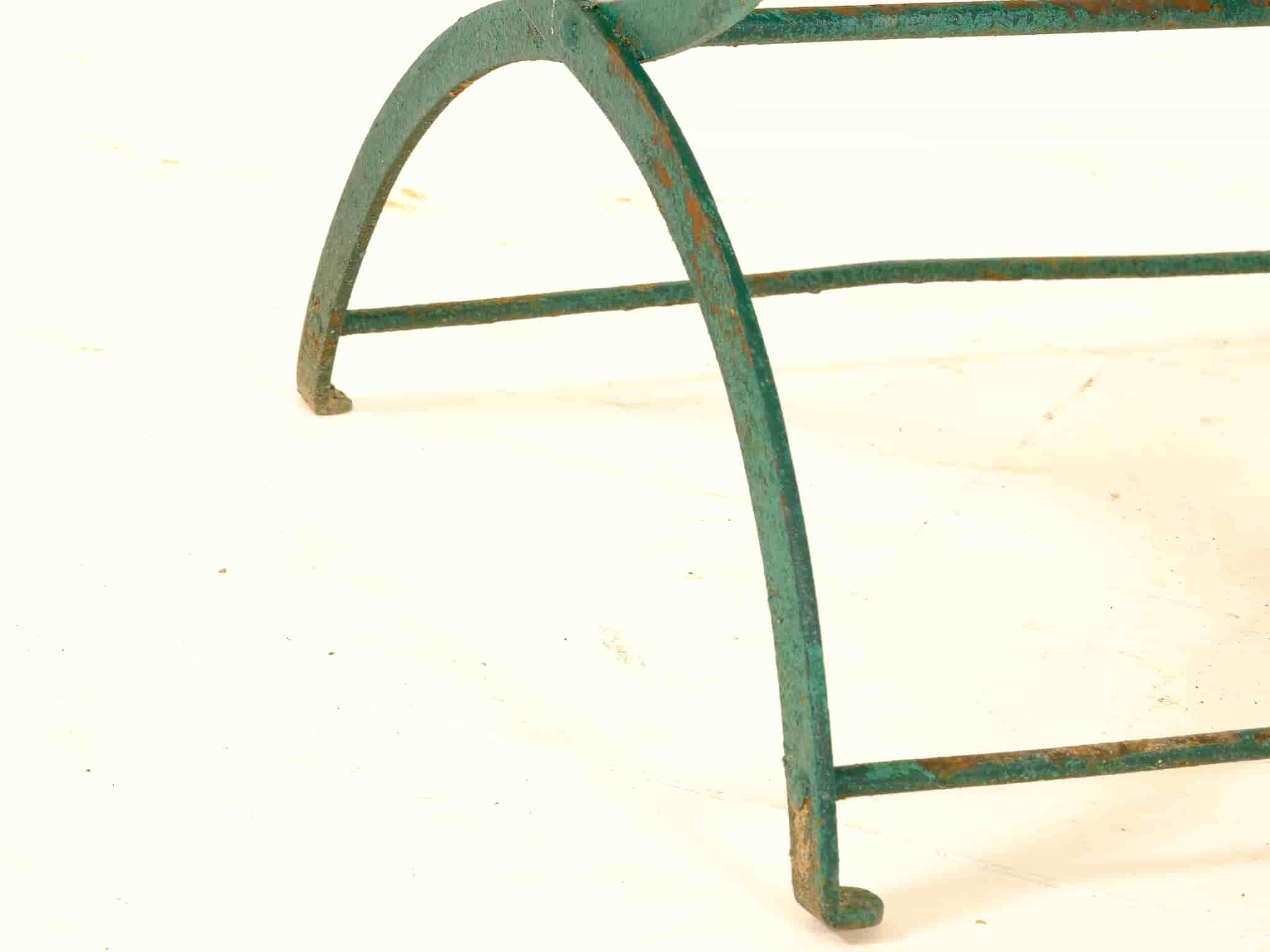 Bistro Table and Chairs gallery image 12