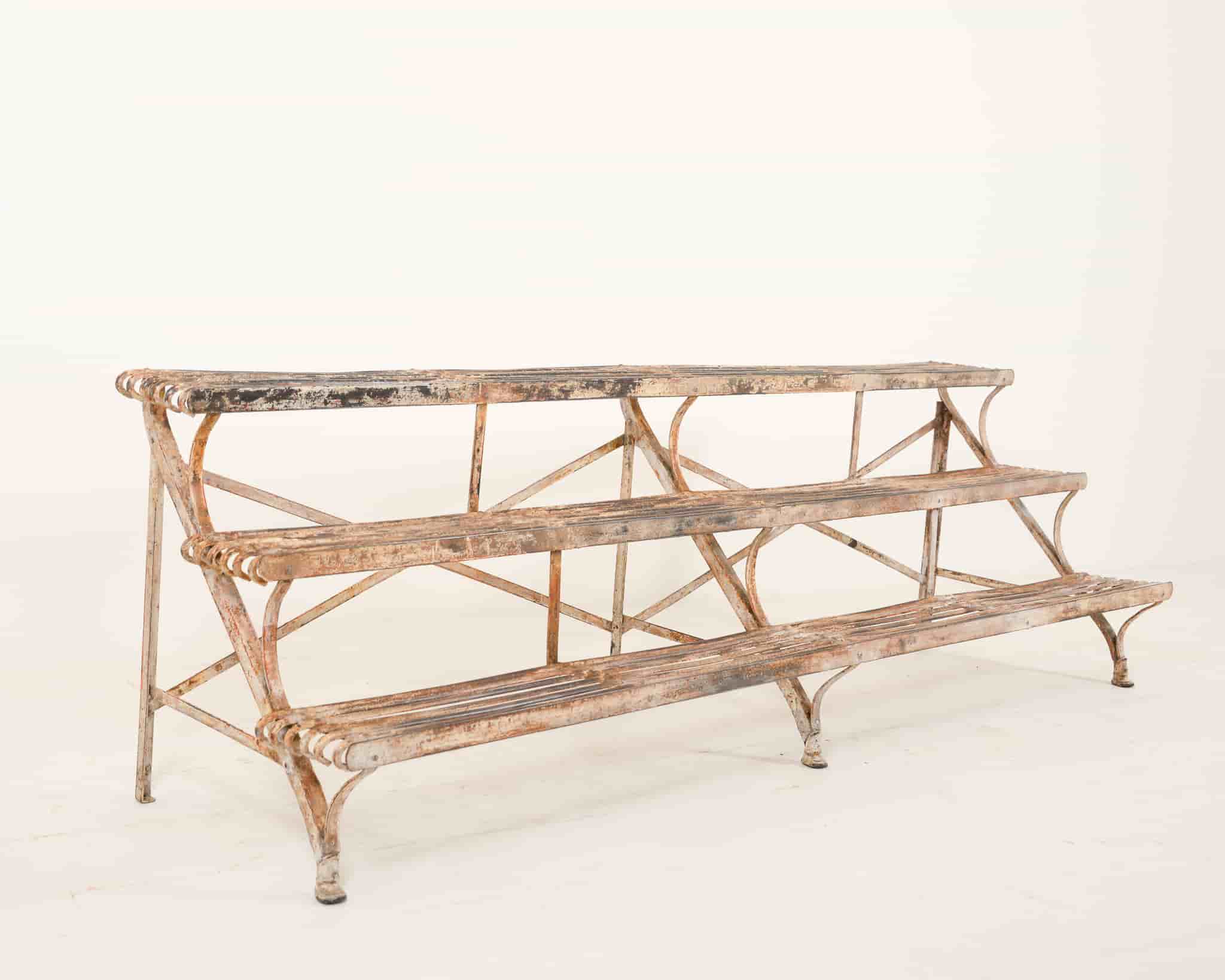 Arras Plant Etagère gallery image 1