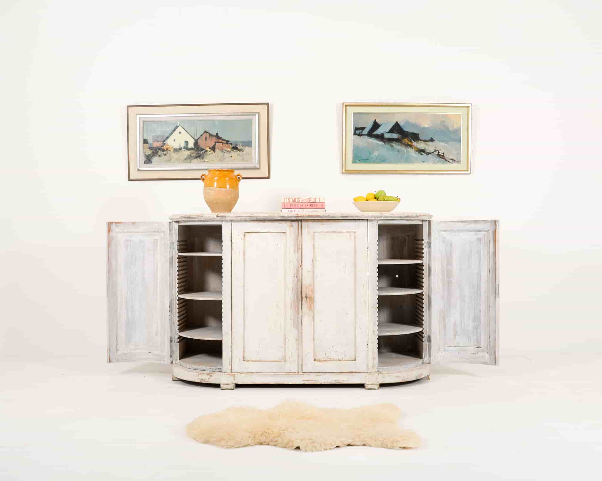 Swedish Buffet with curved sides gallery image 3