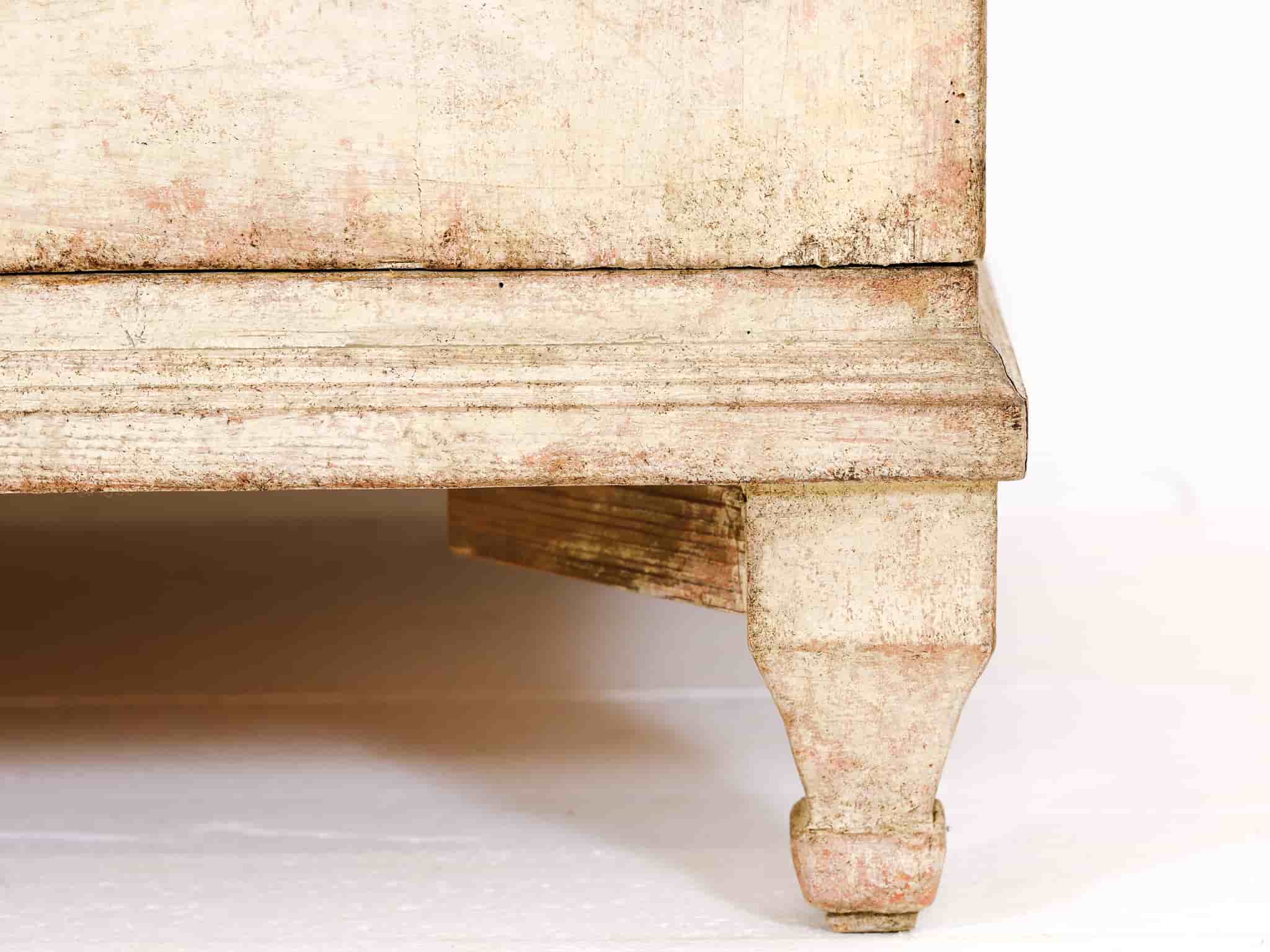 Tall Gustavian single door cupboard gallery image 3