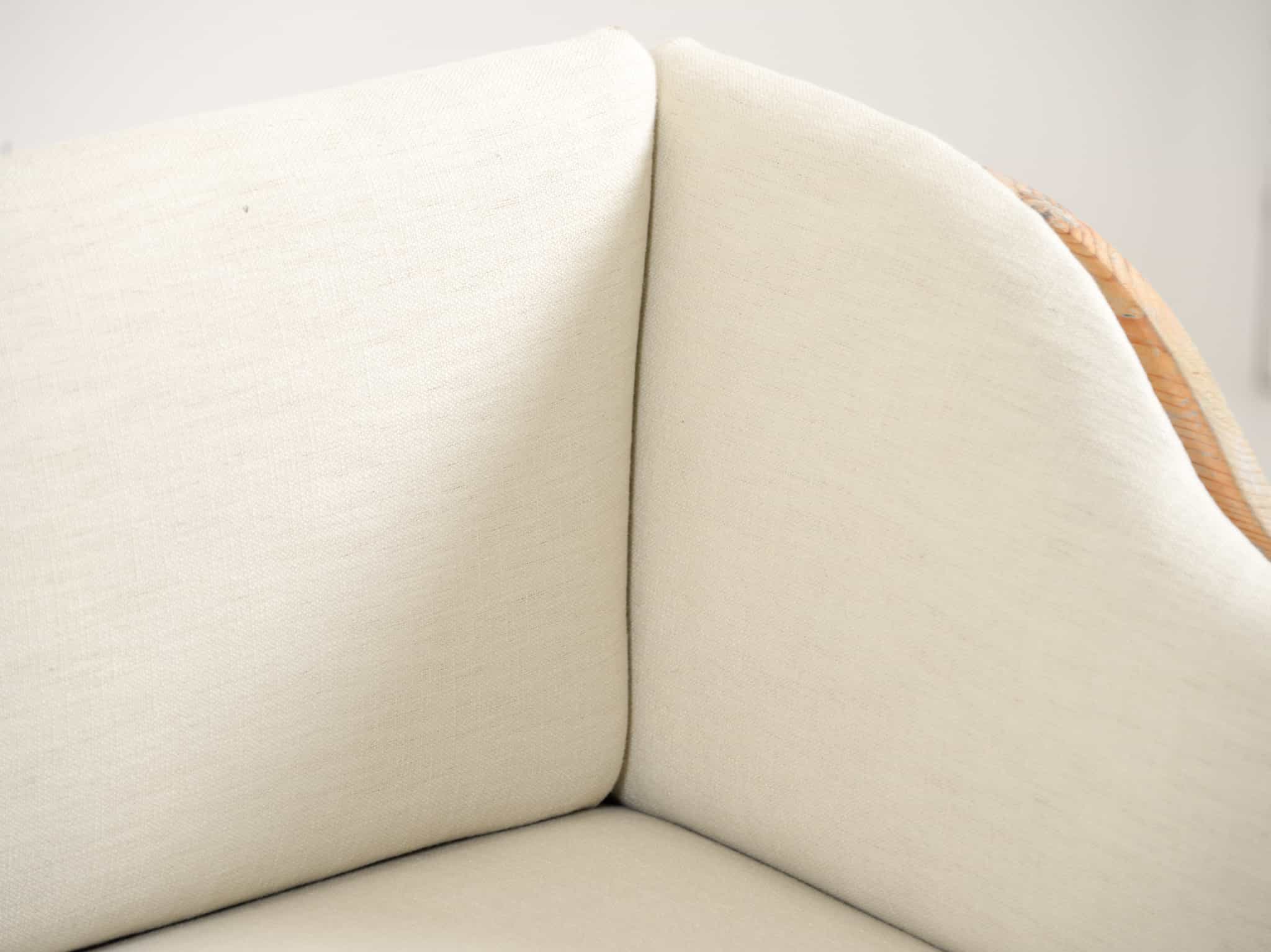 Swedish 18th century Trågsofa