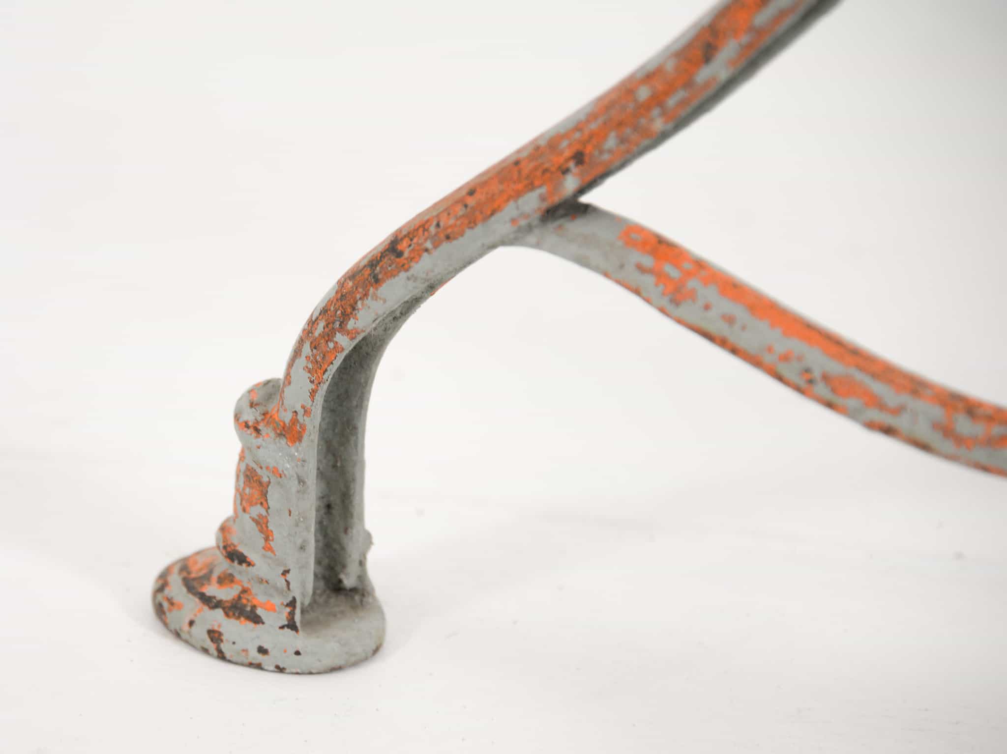 Arras bistro table