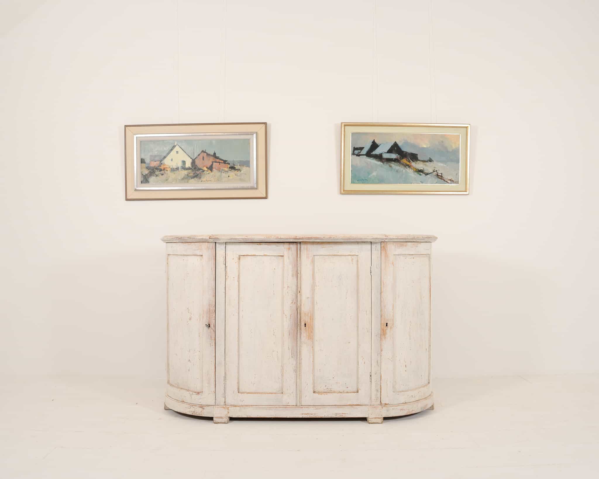 Swedish Buffet with curved sides