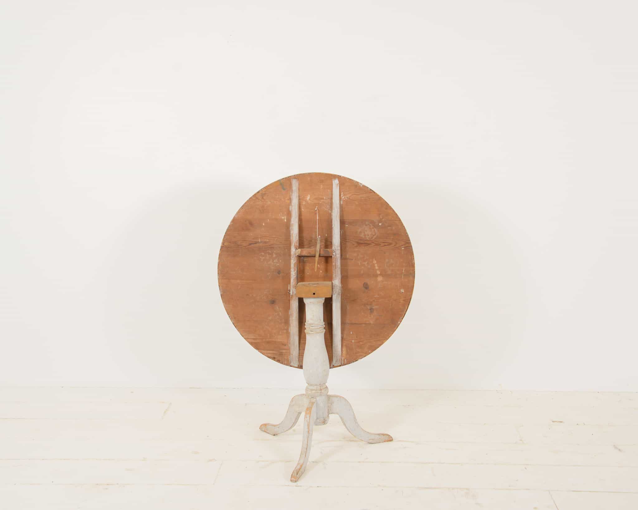 Swedish occasional table 