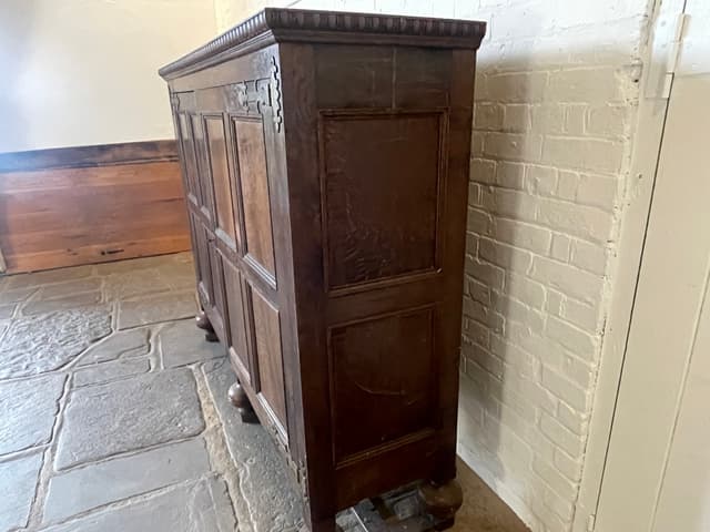 Oak Cupboard gallery image 2