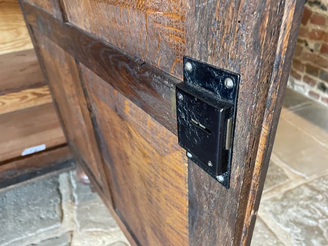 Oak Cupboard gallery image 3