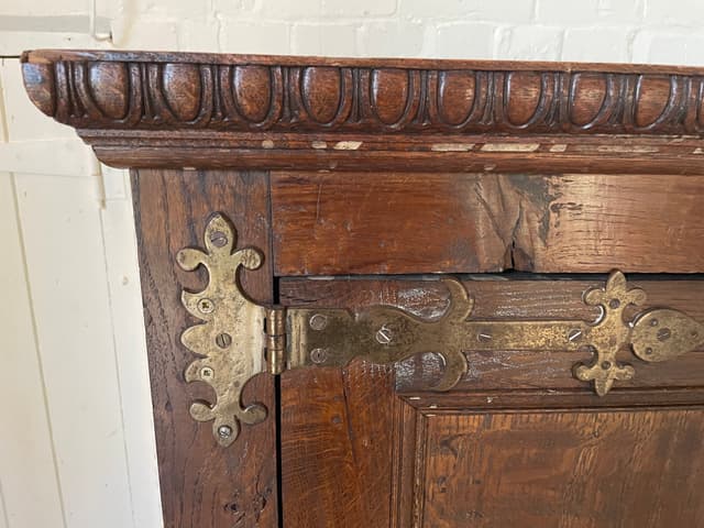 Oak Cupboard gallery image 6