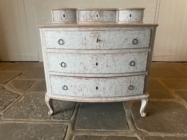 Swedish Chest of Drawers gallery image 1