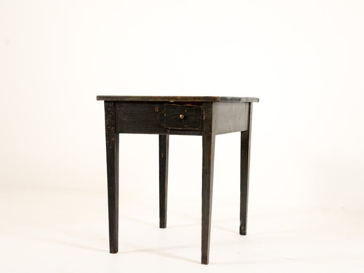 Italian Side Table main image