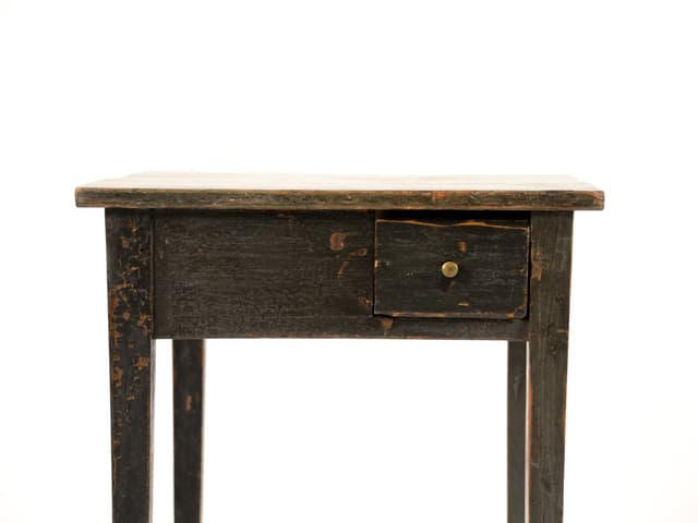 Italian Side Table gallery image 1