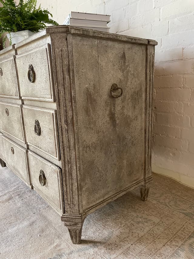 French 19th Century Commode gallery image 5