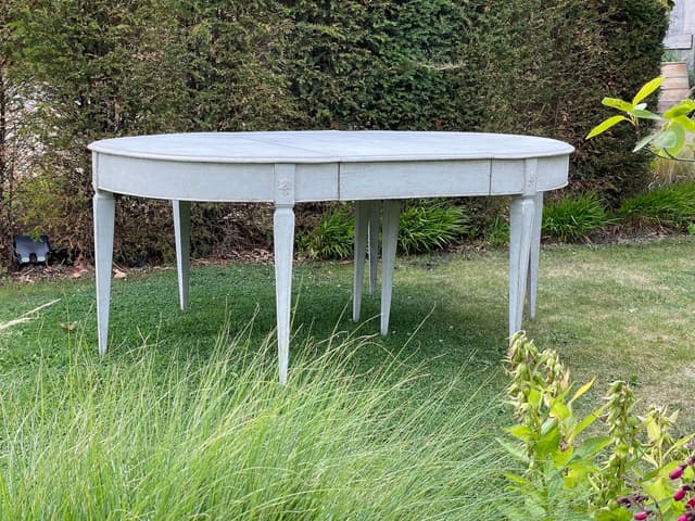 Swedish 19th Century Extending Dining Table gallery image 11