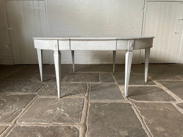 Swedish 19th Century Extending Dining Table gallery image 15