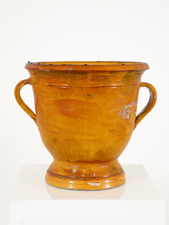 Two Castelnaudary Ochre Planters gallery image 2