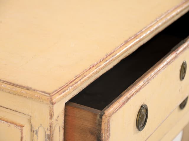 French Painted Commode gallery image 4