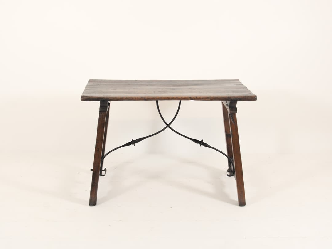 Spanish Fratino Table main image