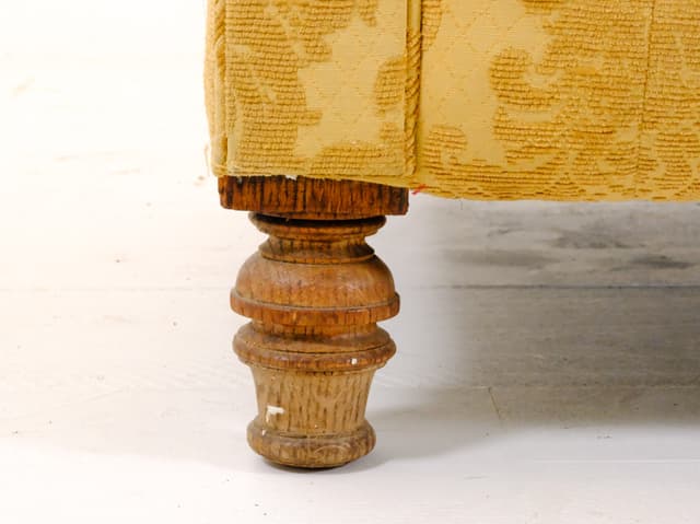 Victorian Upholstered Sofa gallery image 4