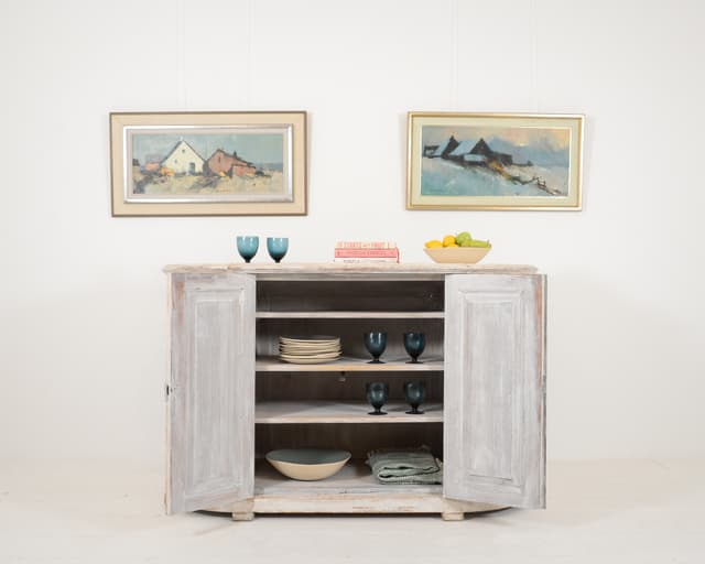 Swedish Buffet with curved sides gallery image 1