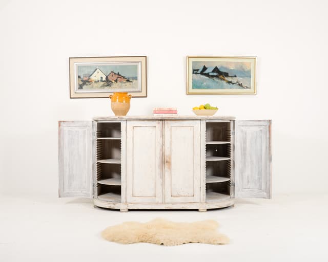 Swedish Buffet with curved sides gallery image 3