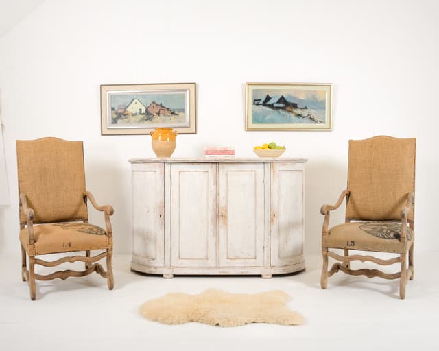 Swedish Buffet with curved sides gallery image 5