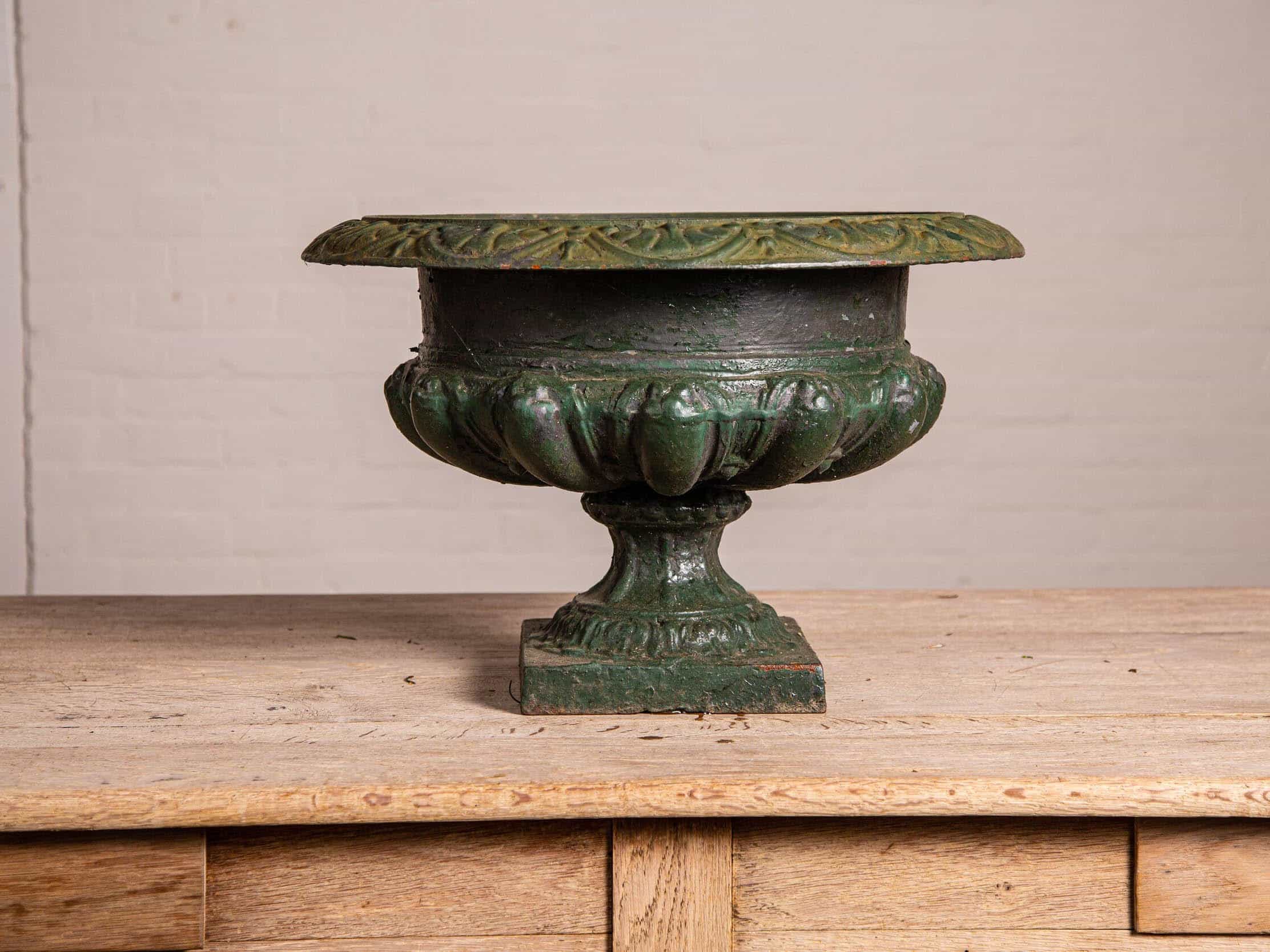Cast iron planter