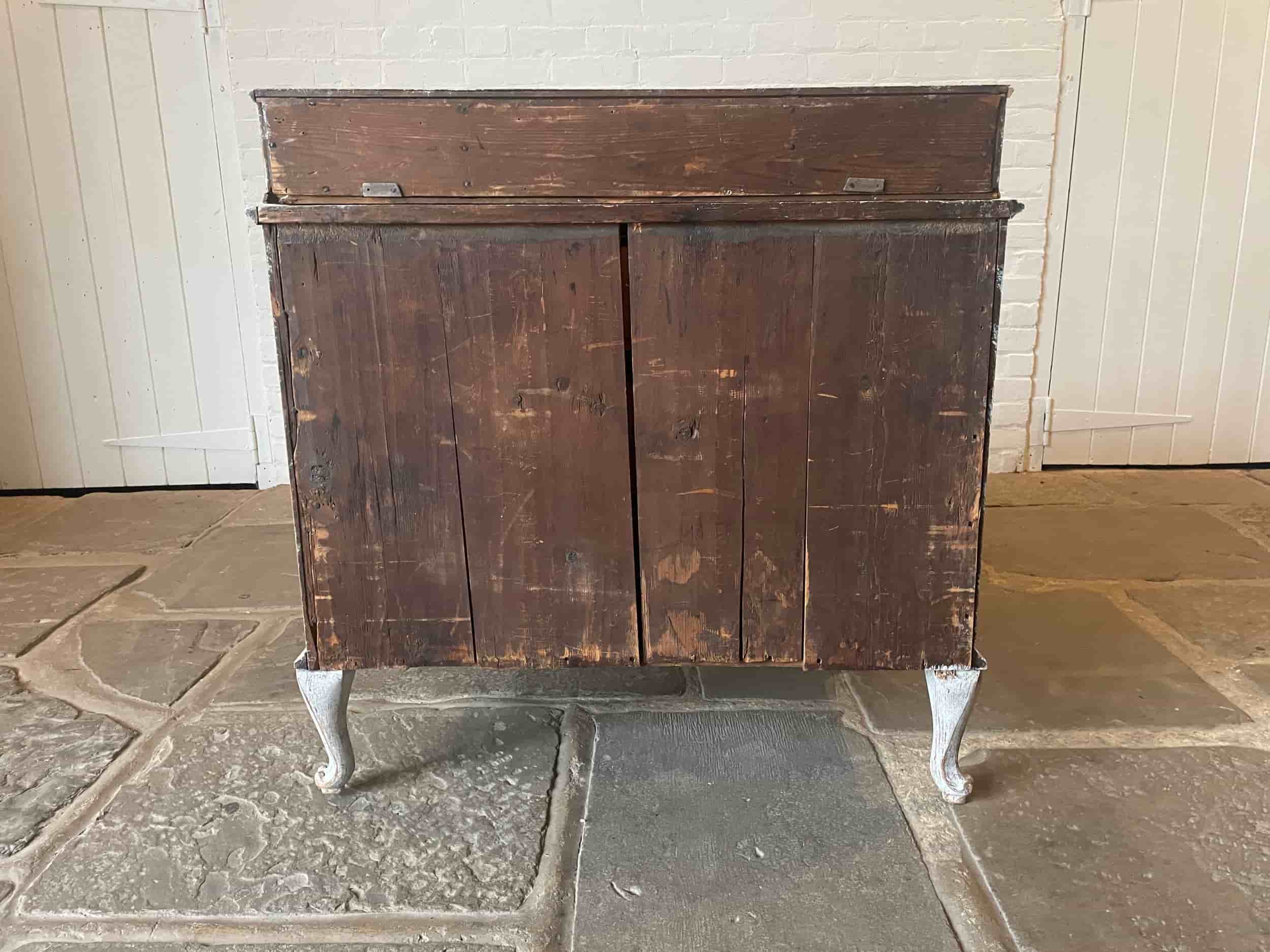 Swedish Chest of Drawers gallery image 8