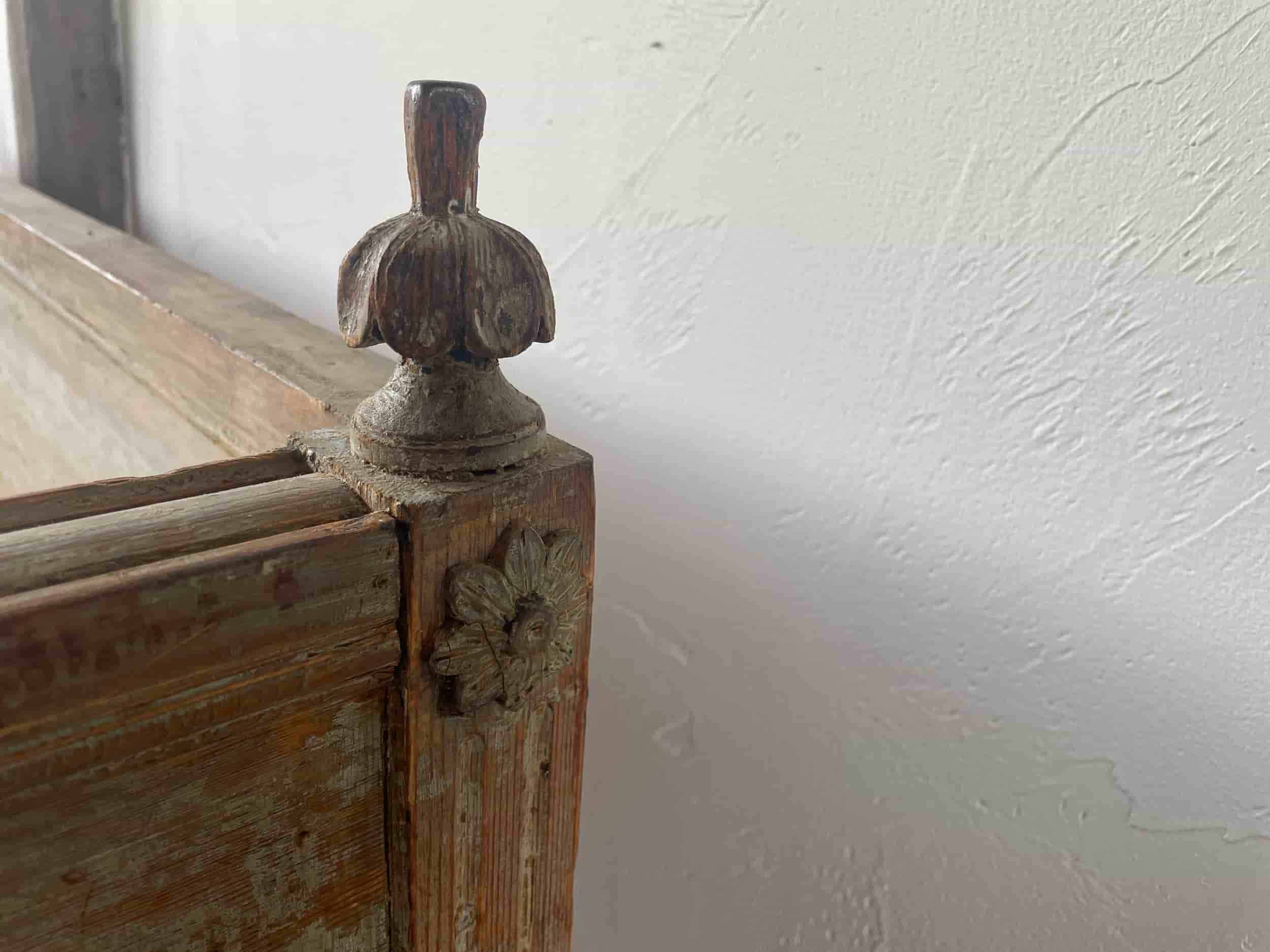 Swedish Antique Sofa gallery image 2