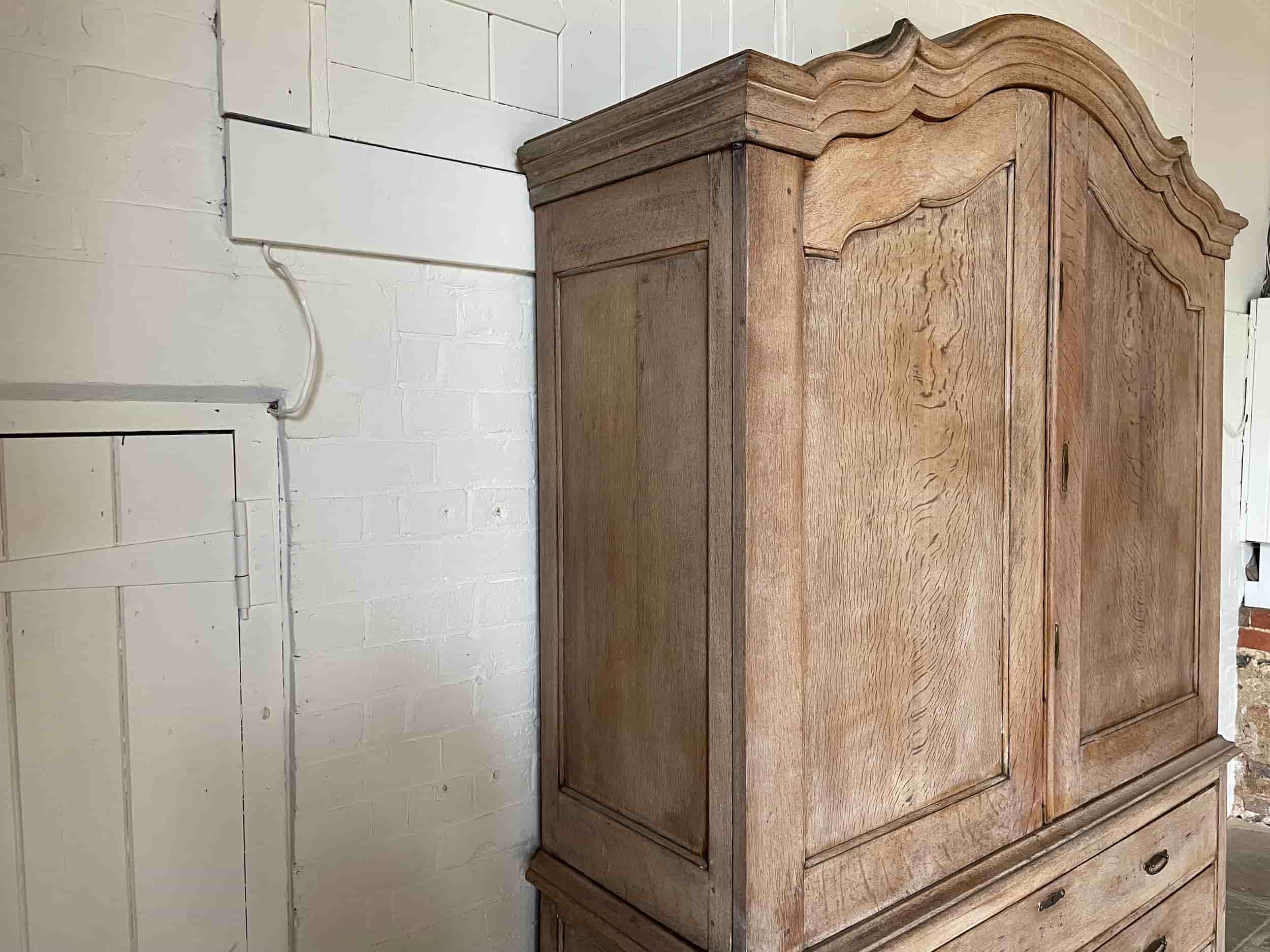 Dutch Oak 19th Century Cupboard gallery image 4