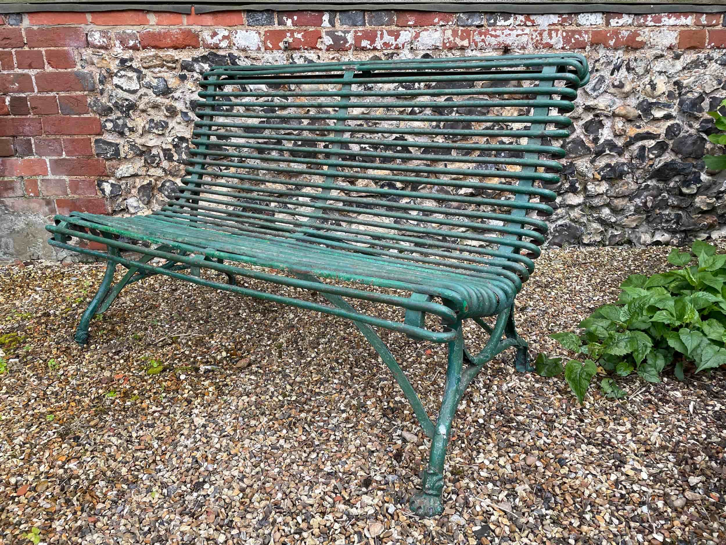 Arras Garden Bench gallery image 6