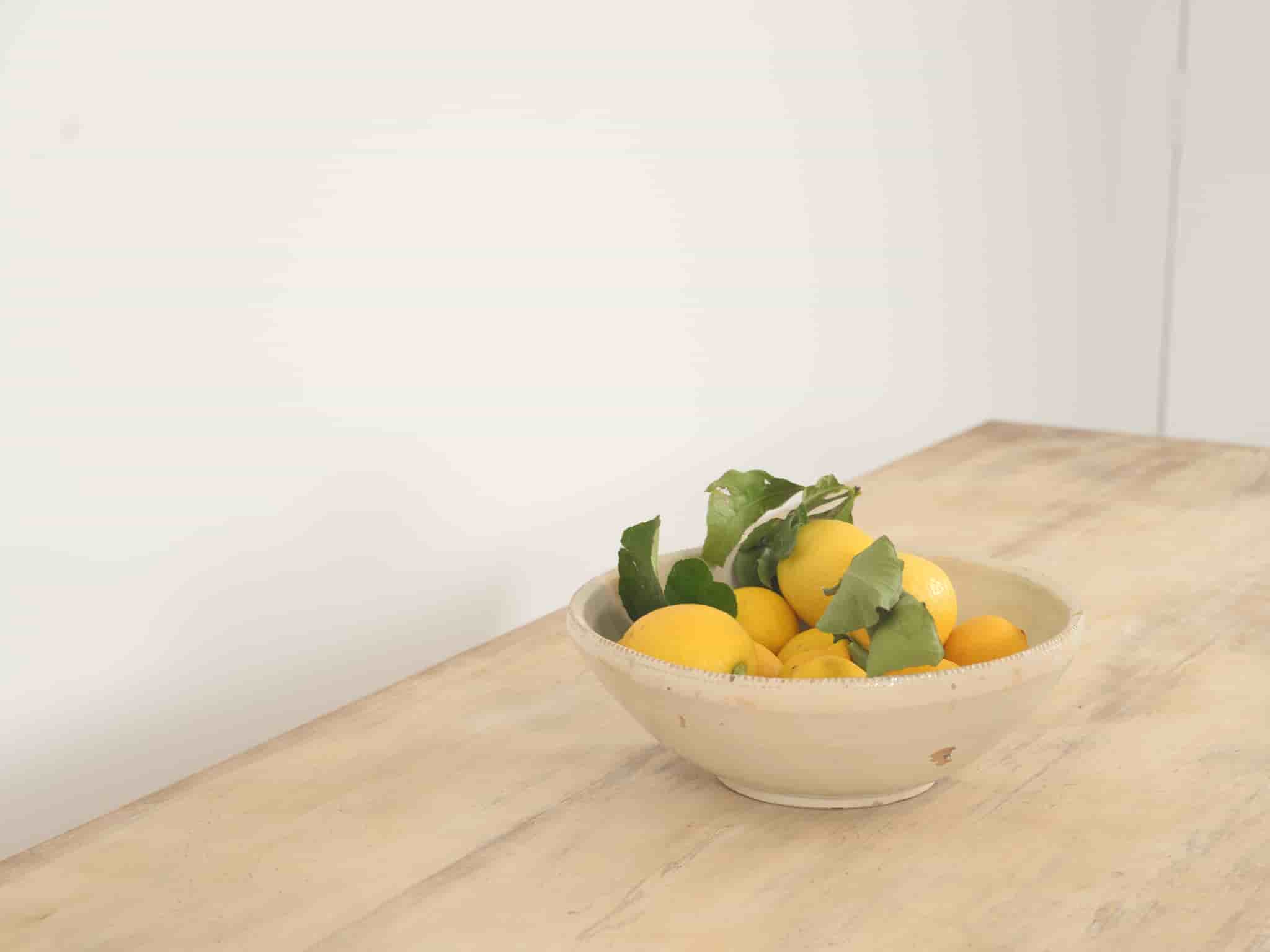 Italian Serving Table gallery image 2