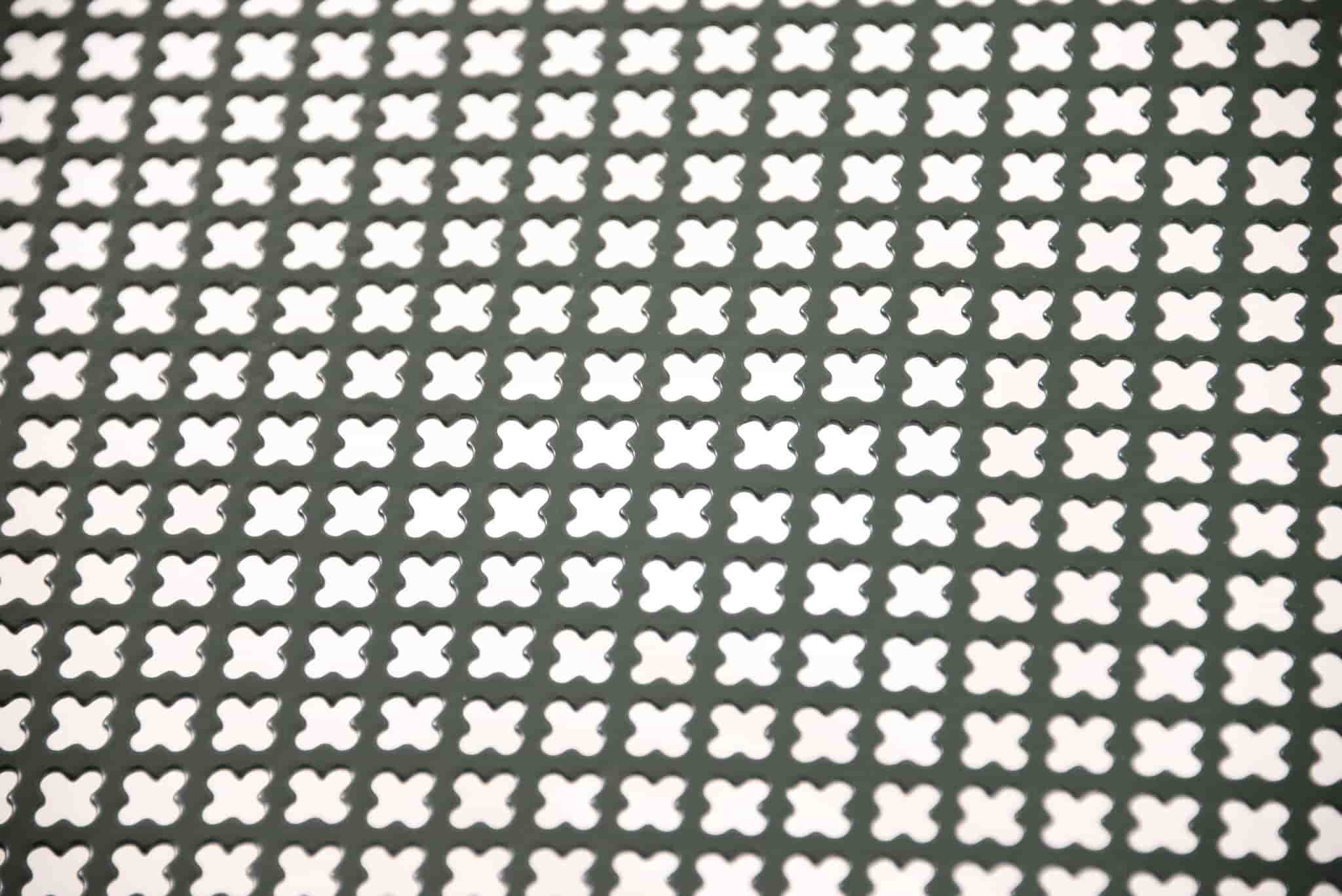 Garden bench and table gallery image 3