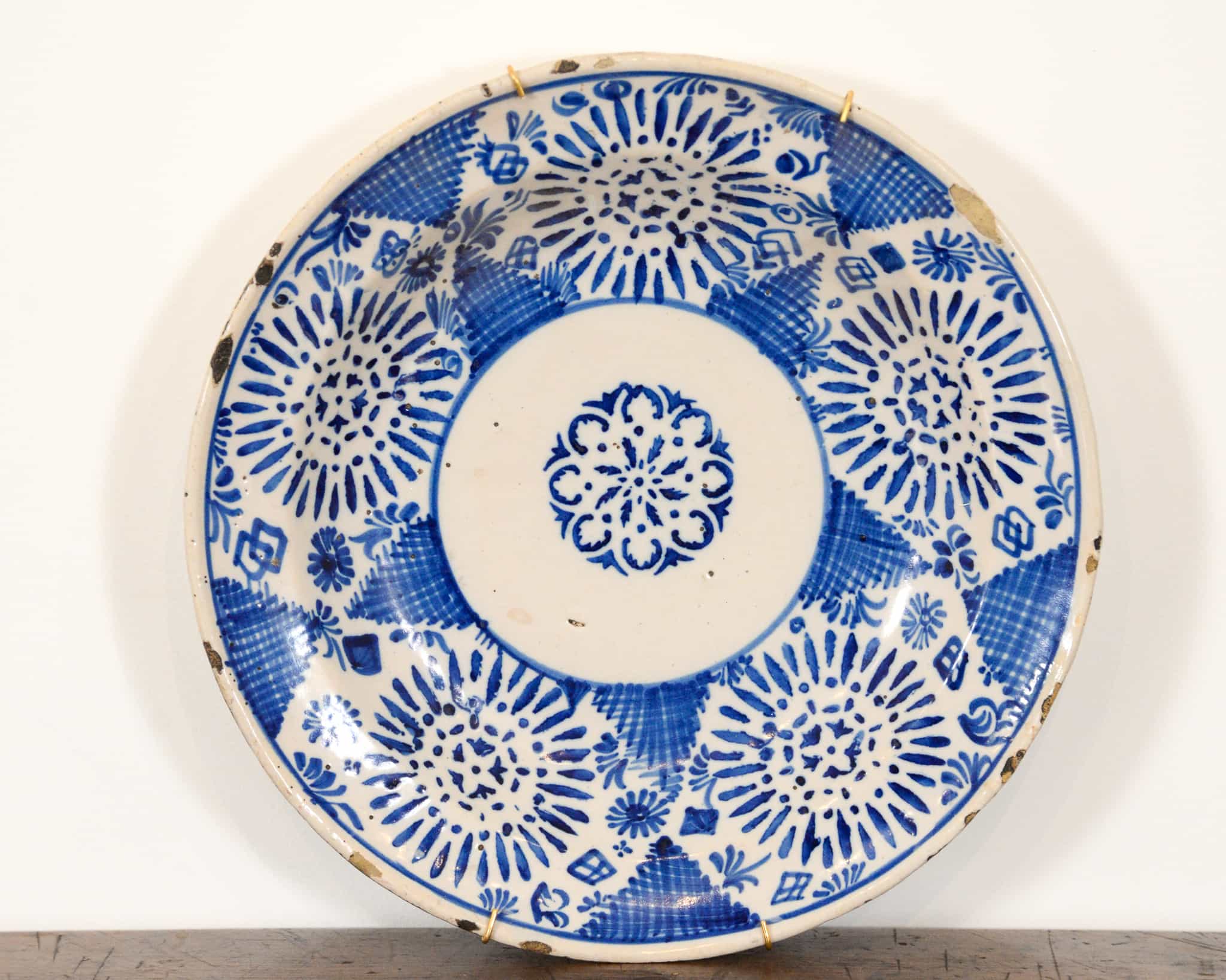 Spanish blue and white glazed plate