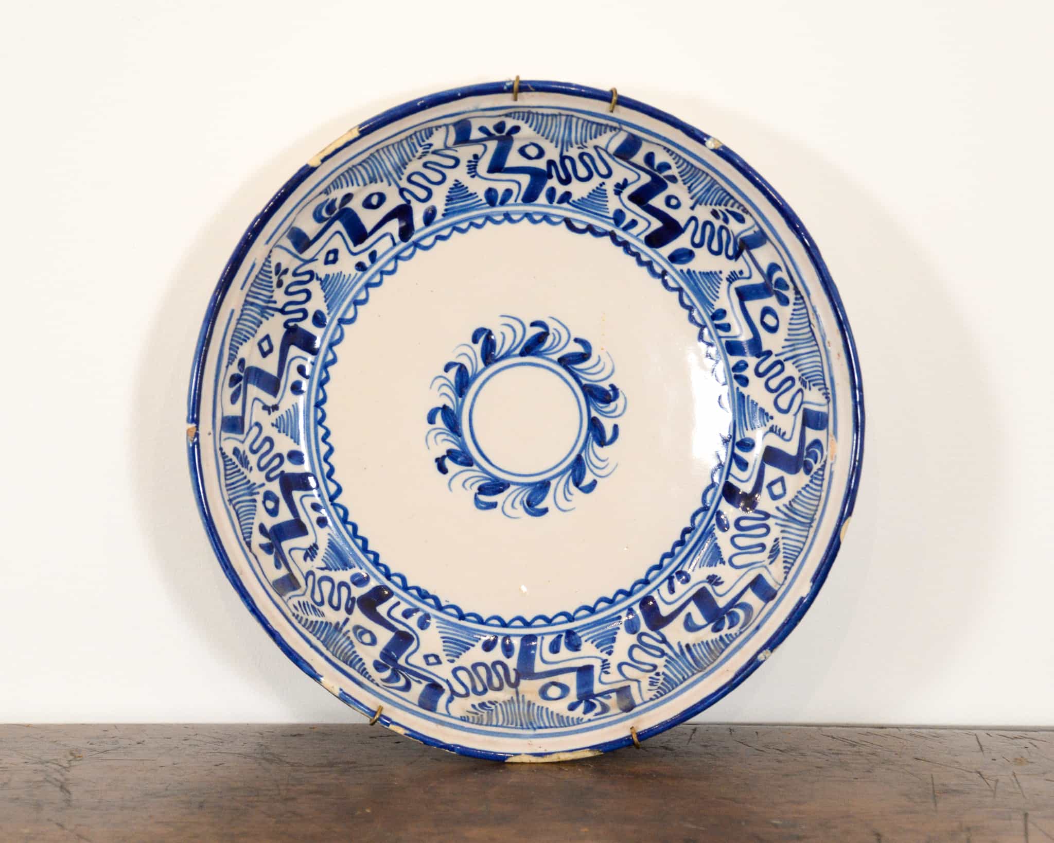Spanish 19th century glazed plate