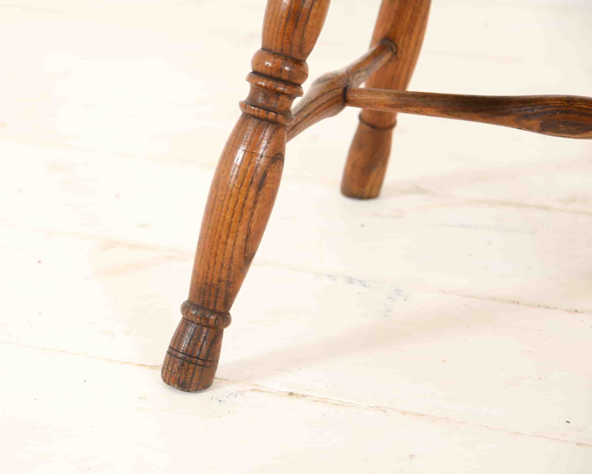Windsor Chair gallery image 2