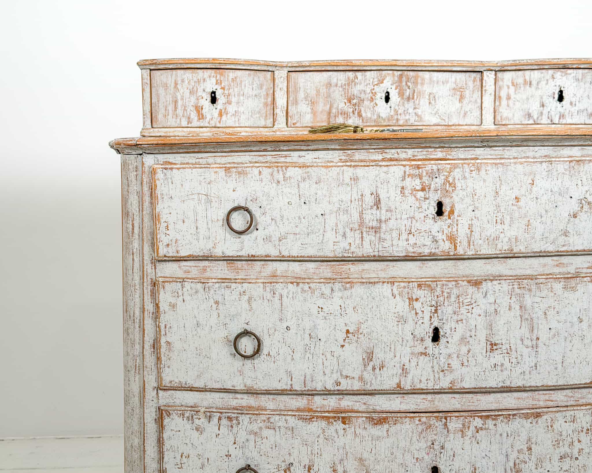 18th century chest of drawers