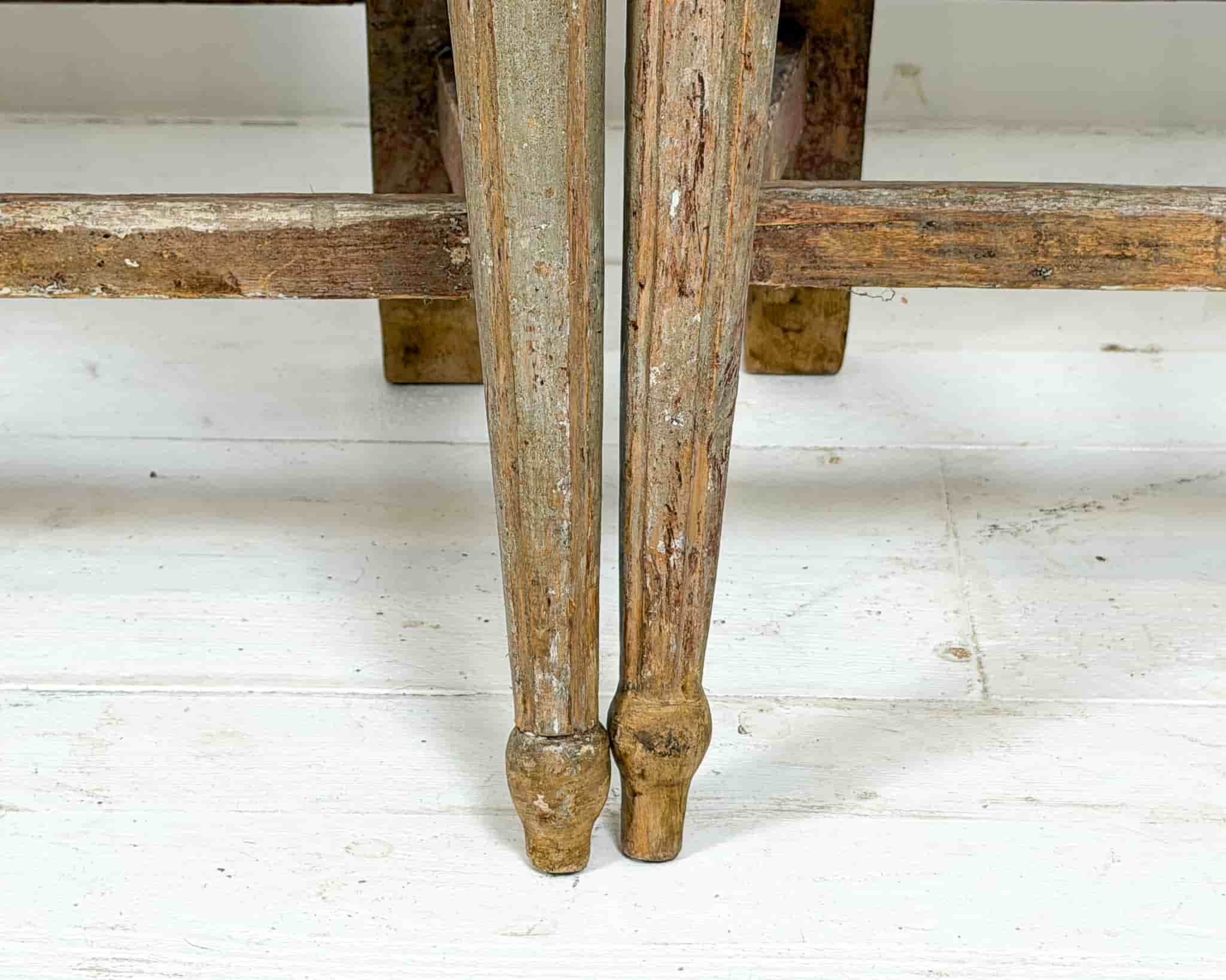 Four Gustavian Dining Chairs gallery image 3