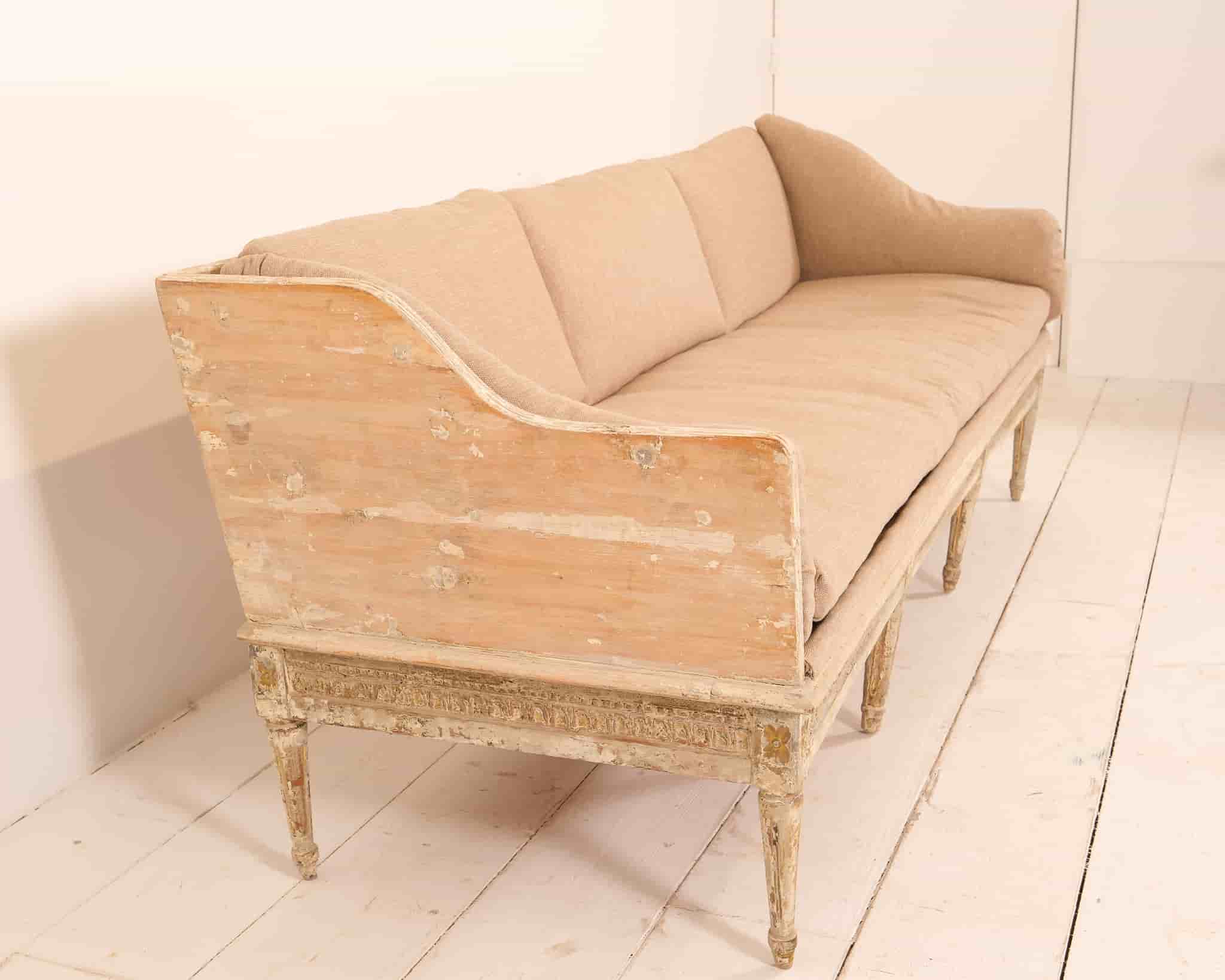 Swedish 2m long Tragsofa gallery image 3