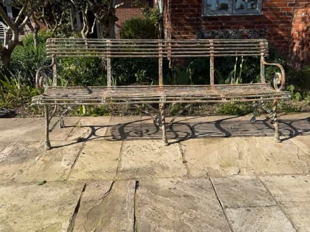 Arras 2m Bench main image