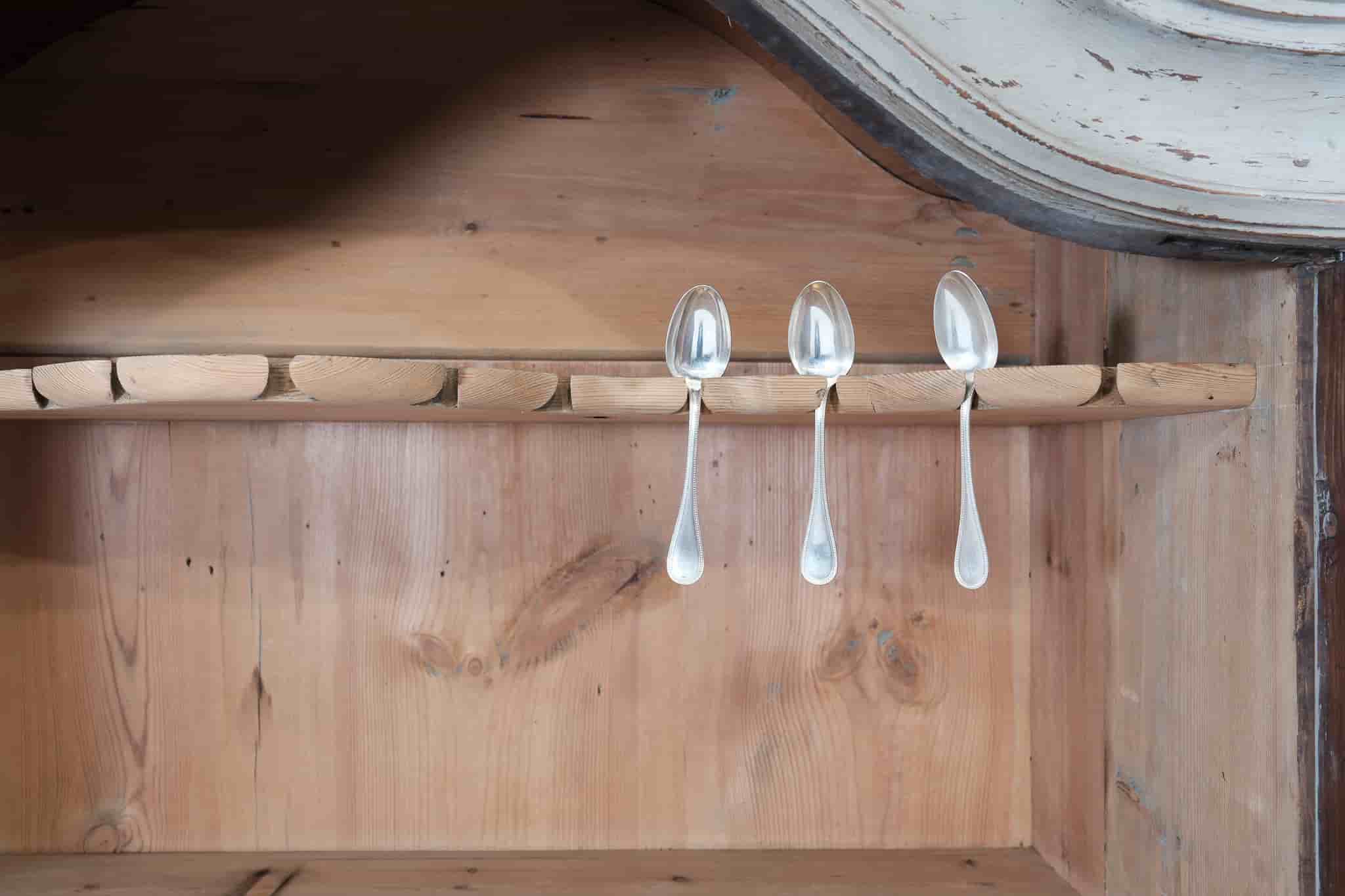 Swedish Rococo Cupboard gallery image 2