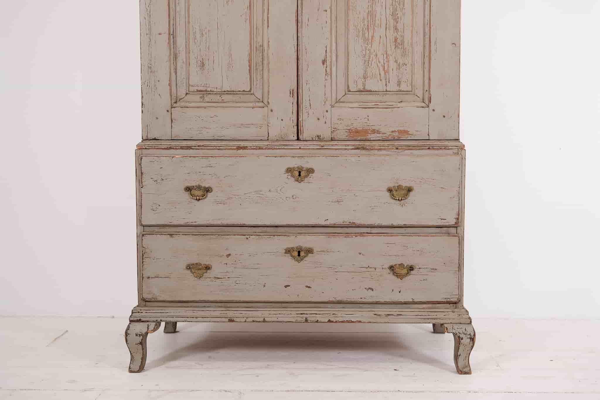 Swedish Rococo Cupboard gallery image 4