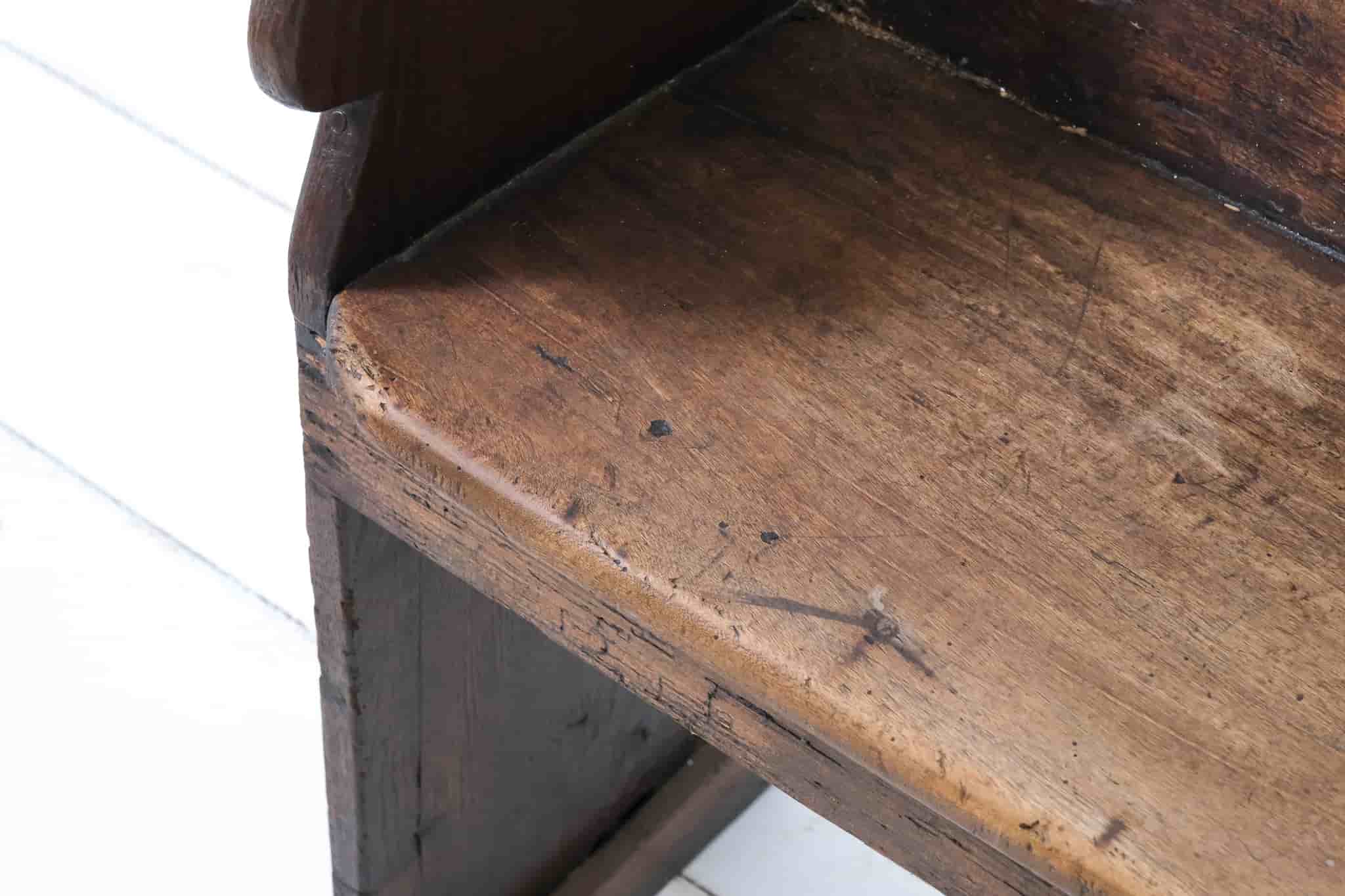 Italian Oak Bench gallery image 3