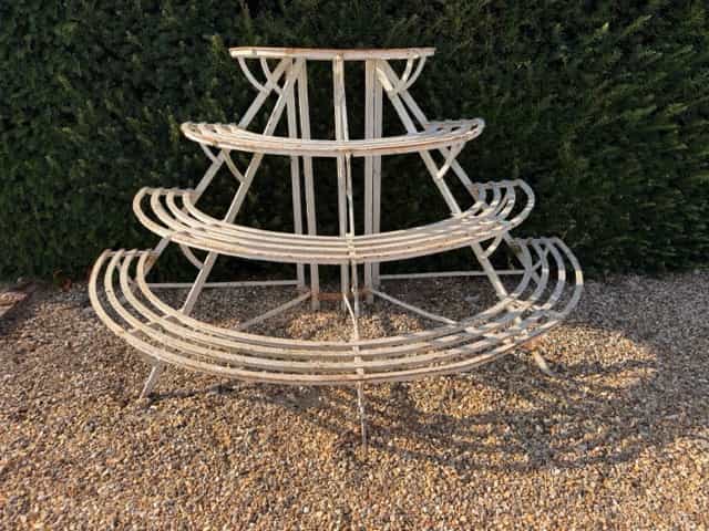 French plant étagère